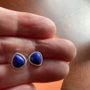 Sundance Catalog deep blue post earrings 💙💙